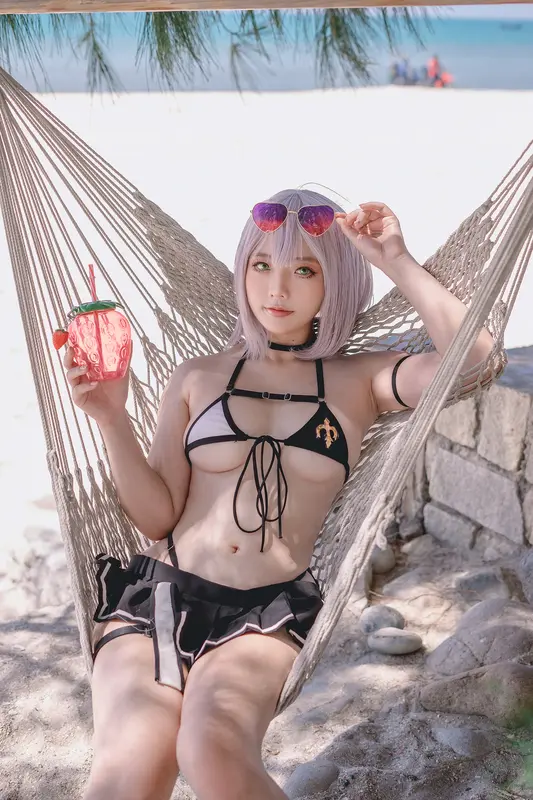 Messie Huang – NO.022 Hololive Danchou 14